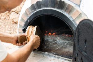 Il Tempo Necessario per Riscaldare un Forno a Legna